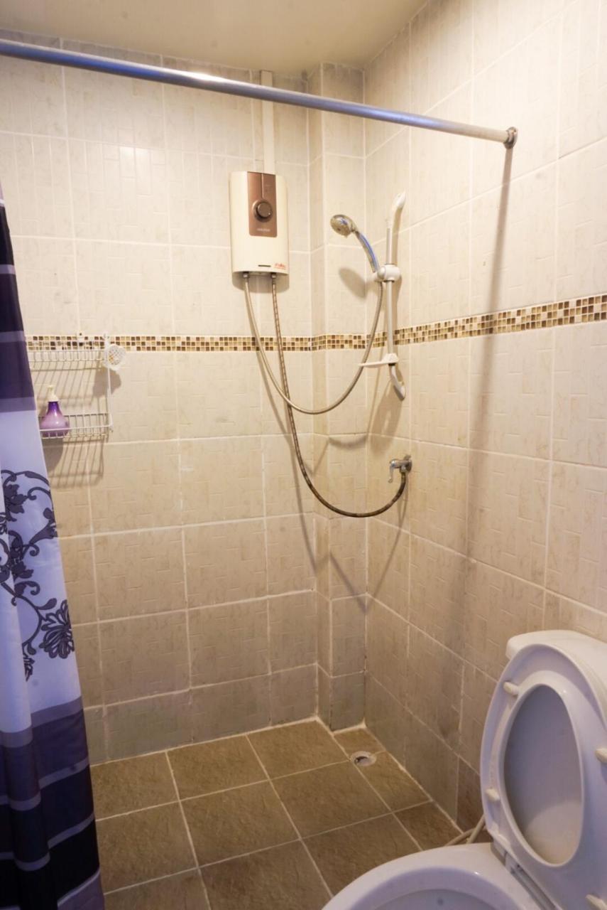 Chongrak Guesthouse Τσιάνγκ Μάι Εξωτερικό φωτογραφία